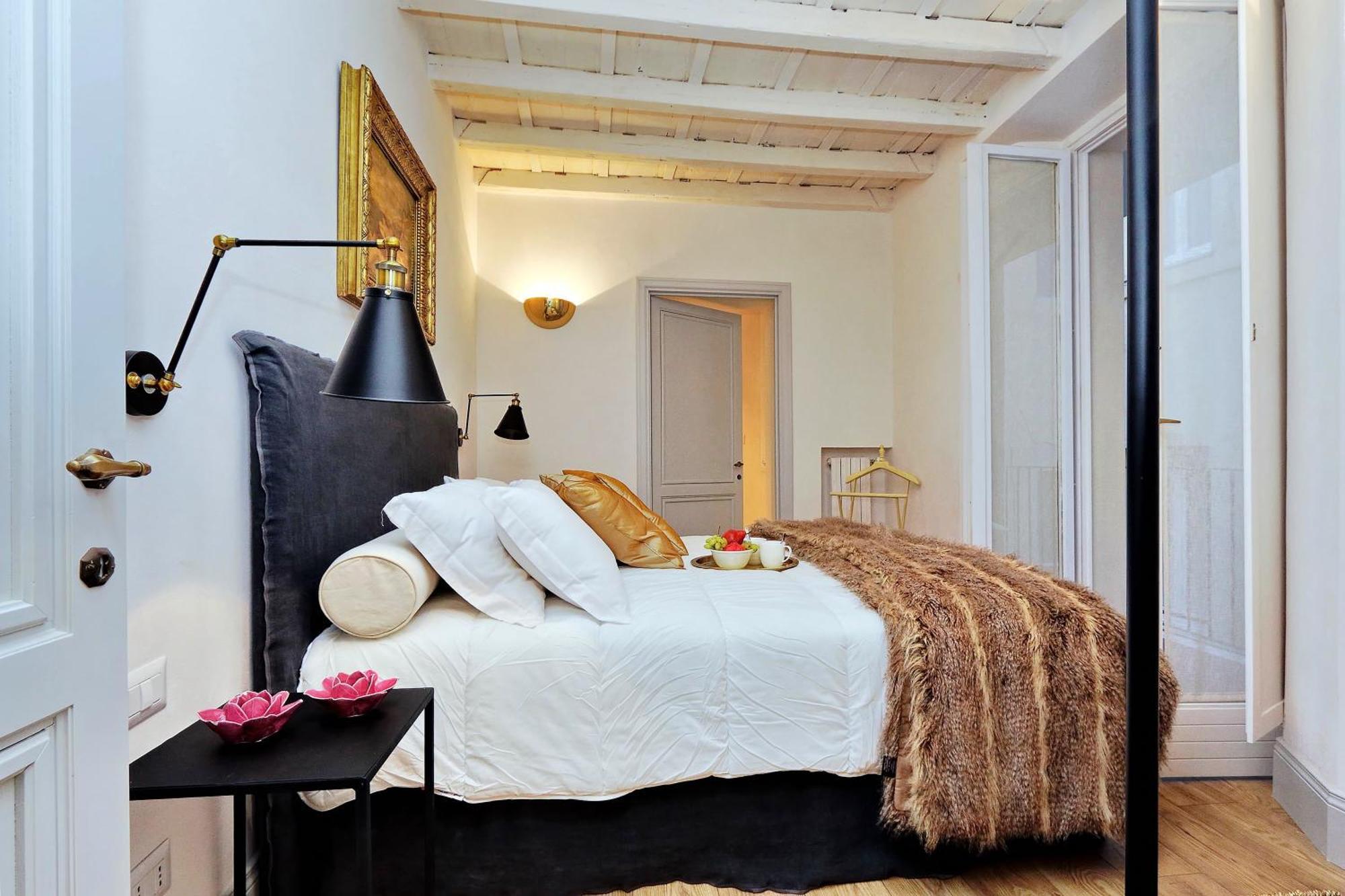 Luxury Charme Between Pantheon And Spanish Steps 罗马 外观 照片